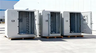 Prompt that the energy storage charging pile is discharging